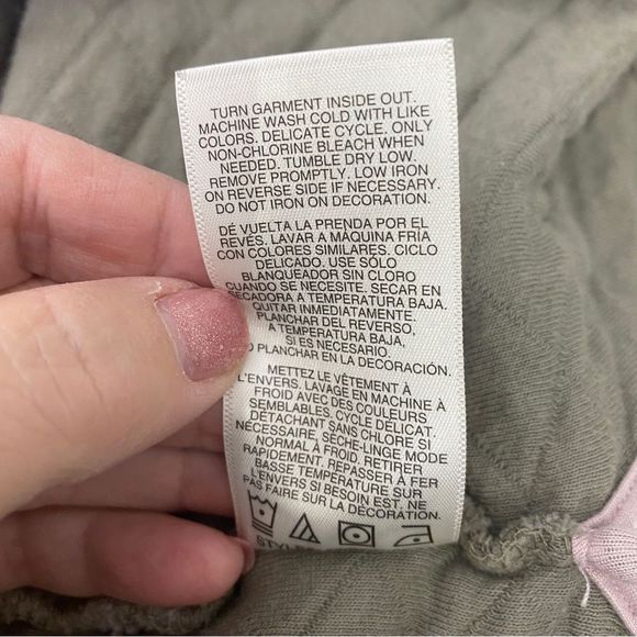 C & C California Quilted Long Sleeve Snap Neck Shirt Size Medium - Picture 9 of 9